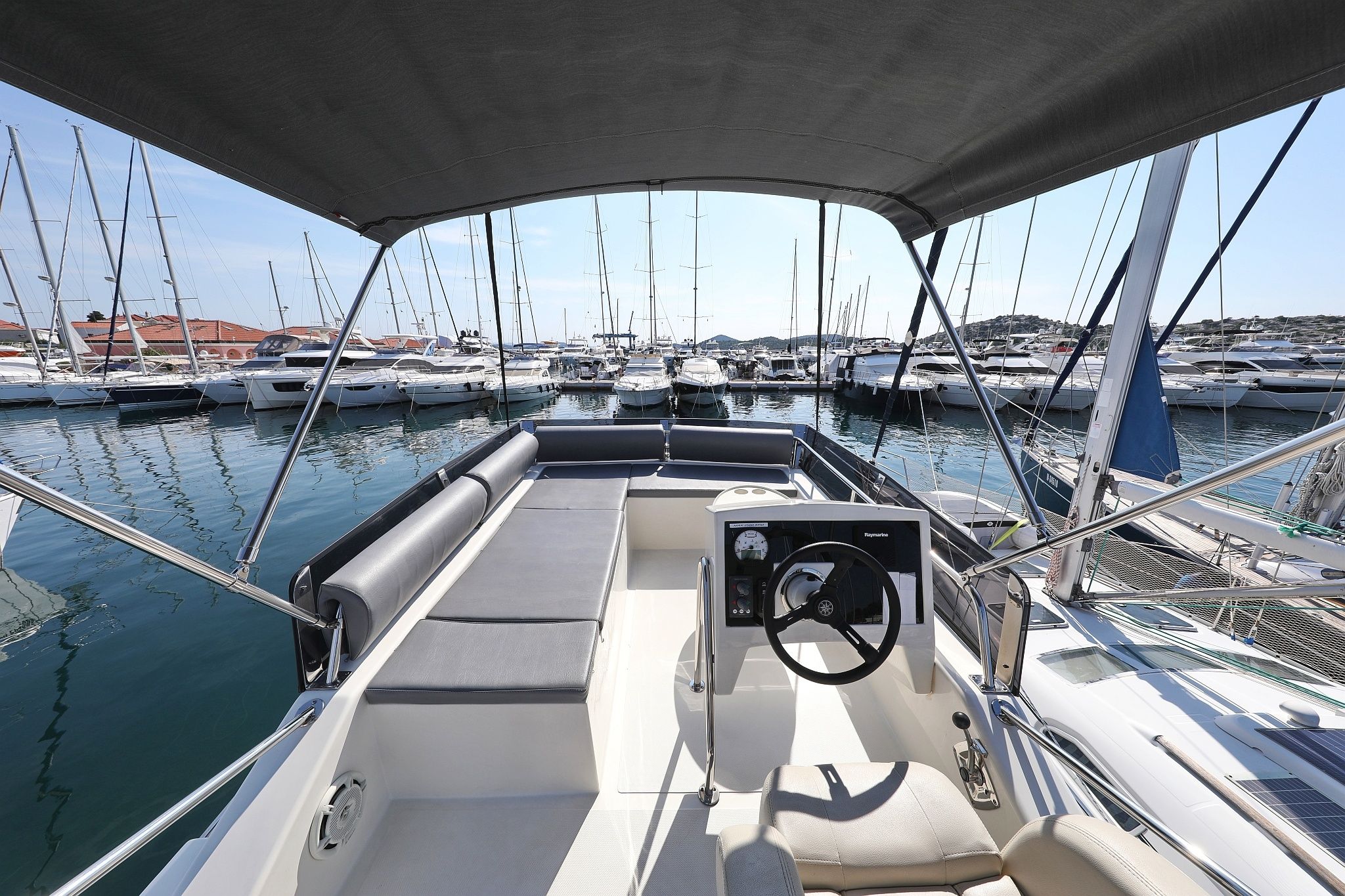 Cobra Yachts 40 | Muneca