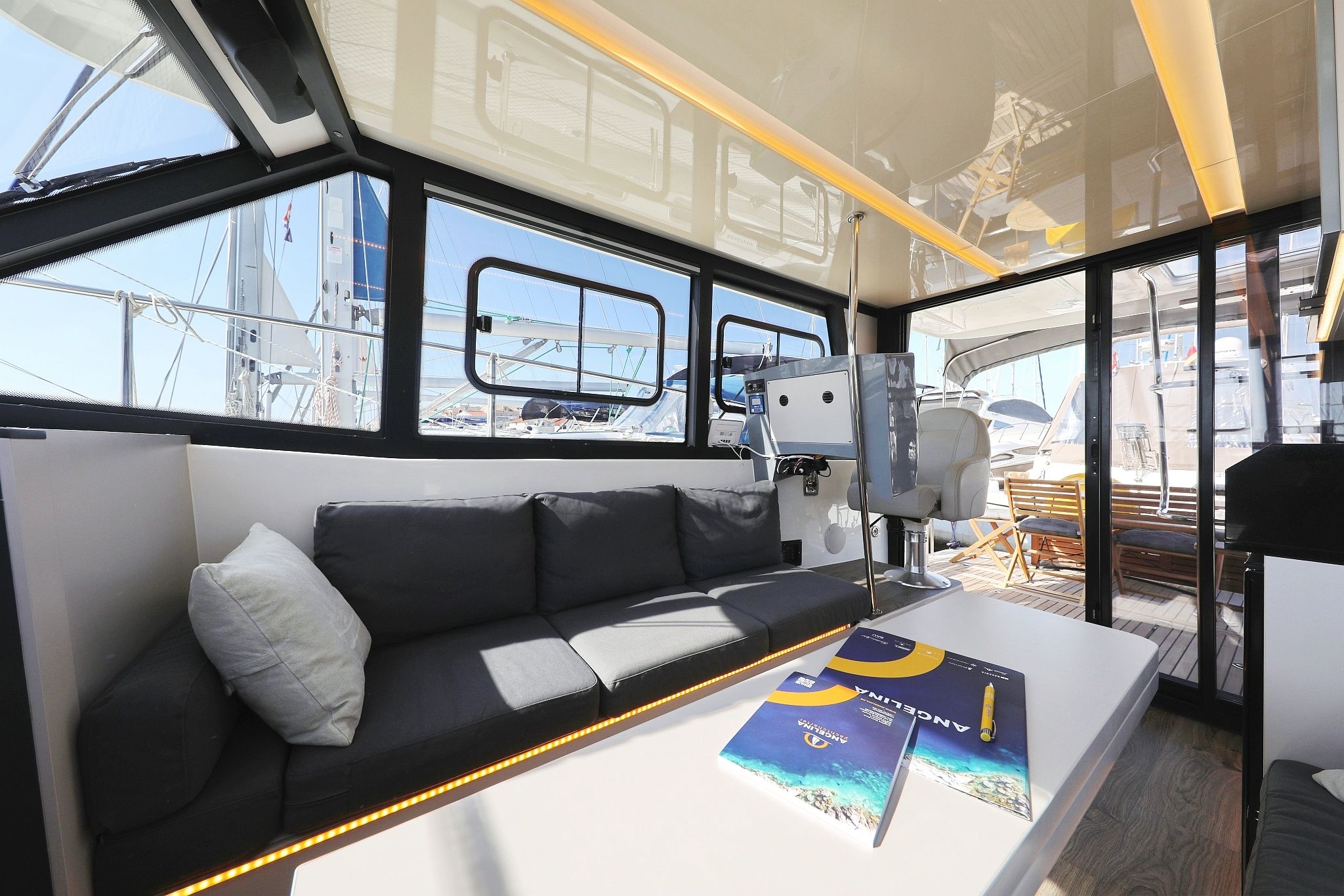 Cobra Yachts 40 | Muneca