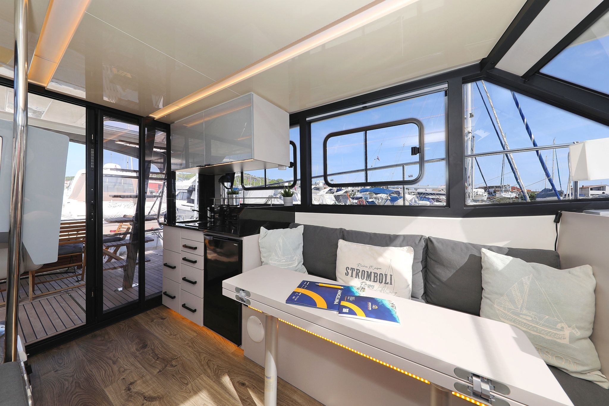 Cobra Yachts 40 | Muneca