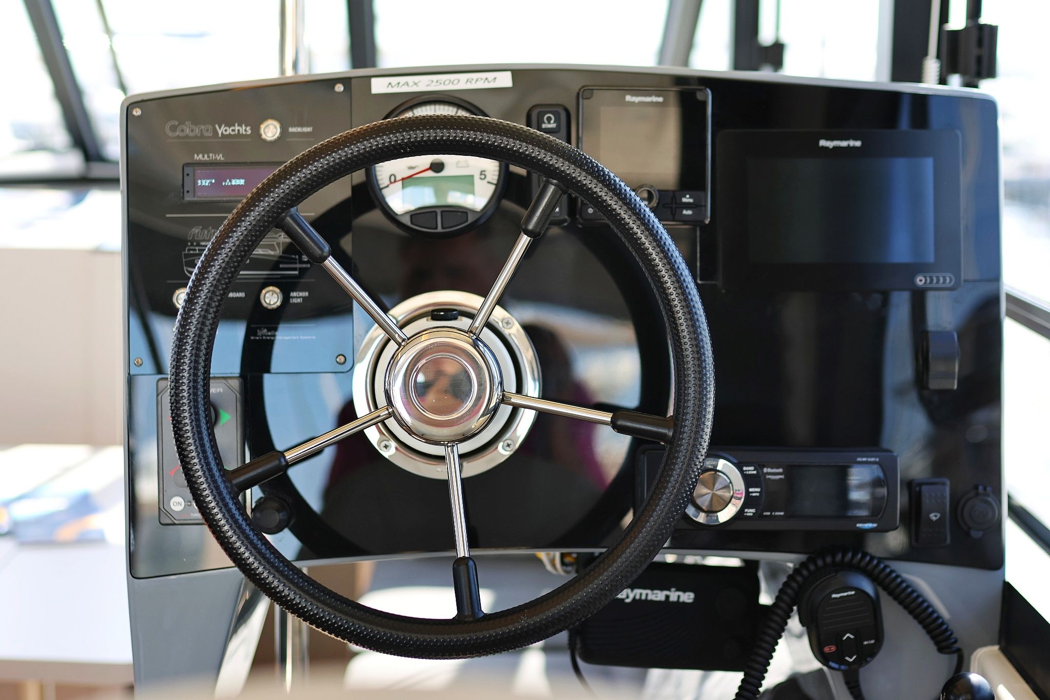 Cobra Yachts 40 | Muneca