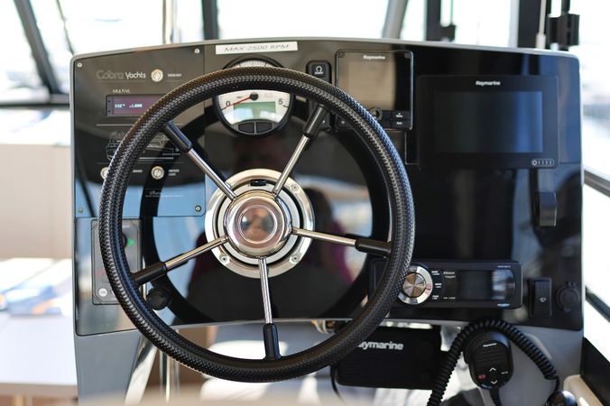 Cobra Yachts 40 | Muneca