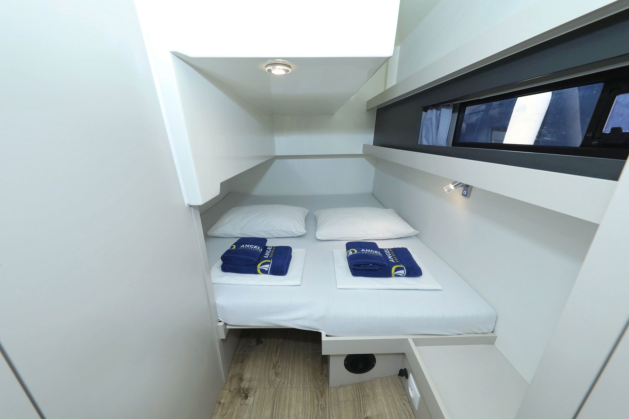 Cobra Yachts 40 | Muneca