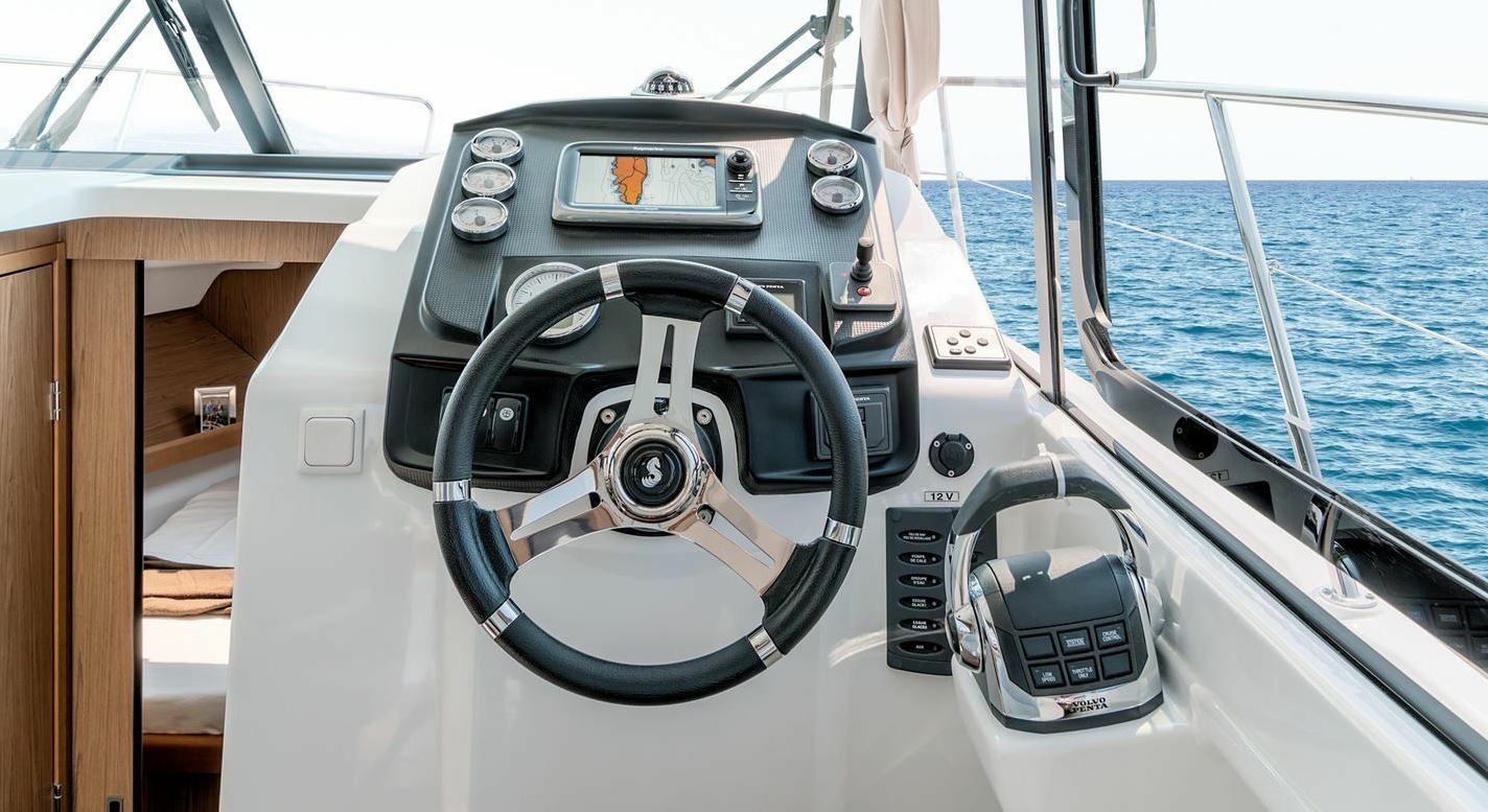Beneteau Antares 32 | 15