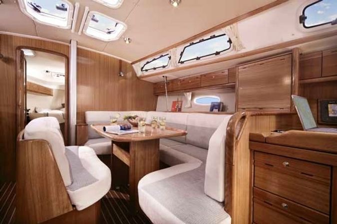 Bavaria Cruiser 40 | Ageri