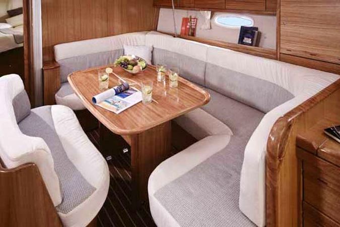 Bavaria Cruiser 40 | Ageri