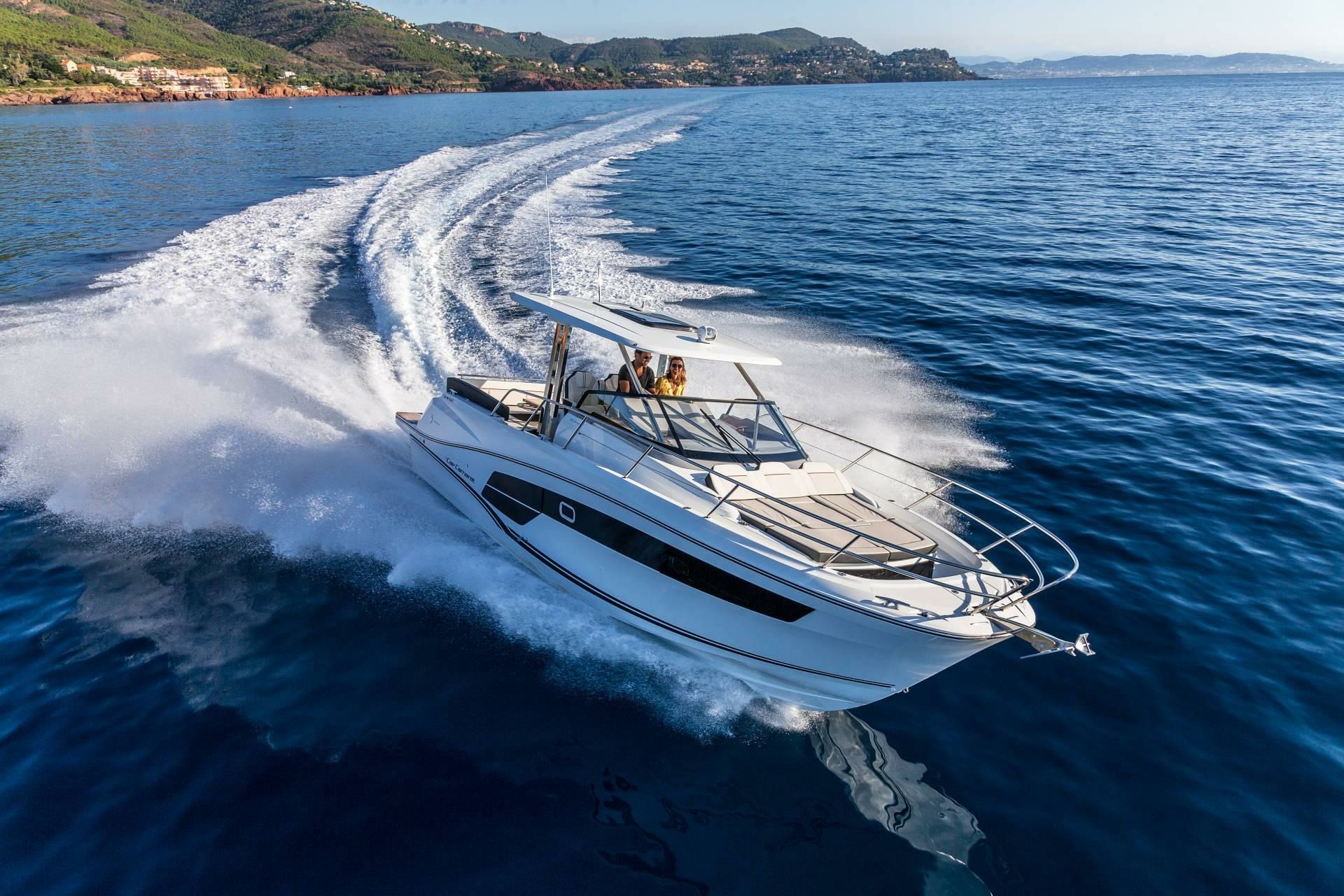 Jeanneau Cap Camarat 10.5 WA | Invictus
