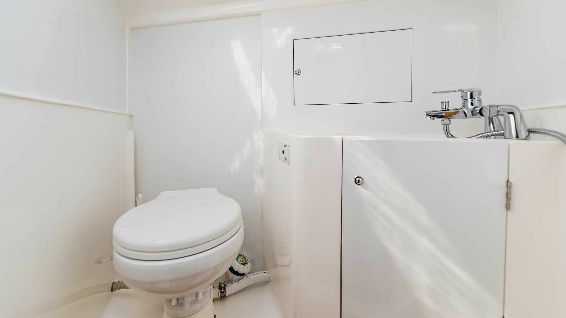 Tango 33 | 11 Lady M