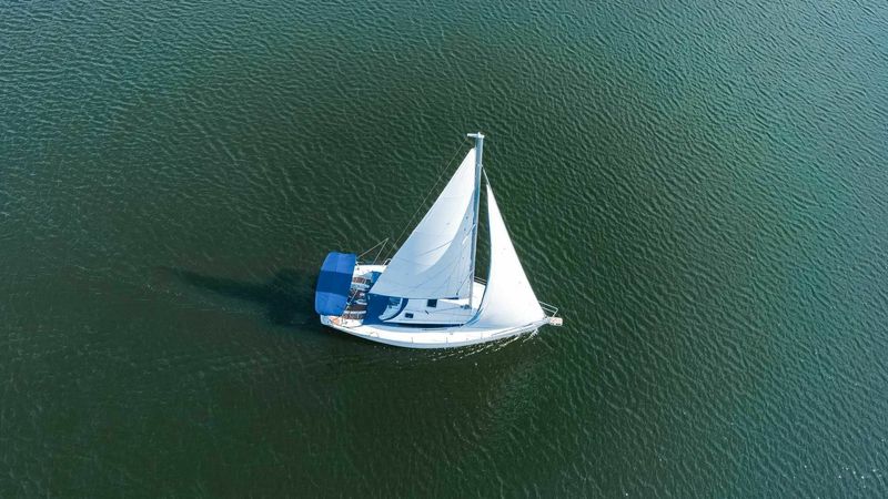 Tango 33 | 11 Lady M