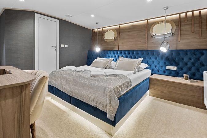 Custom Built 157 | Bella
