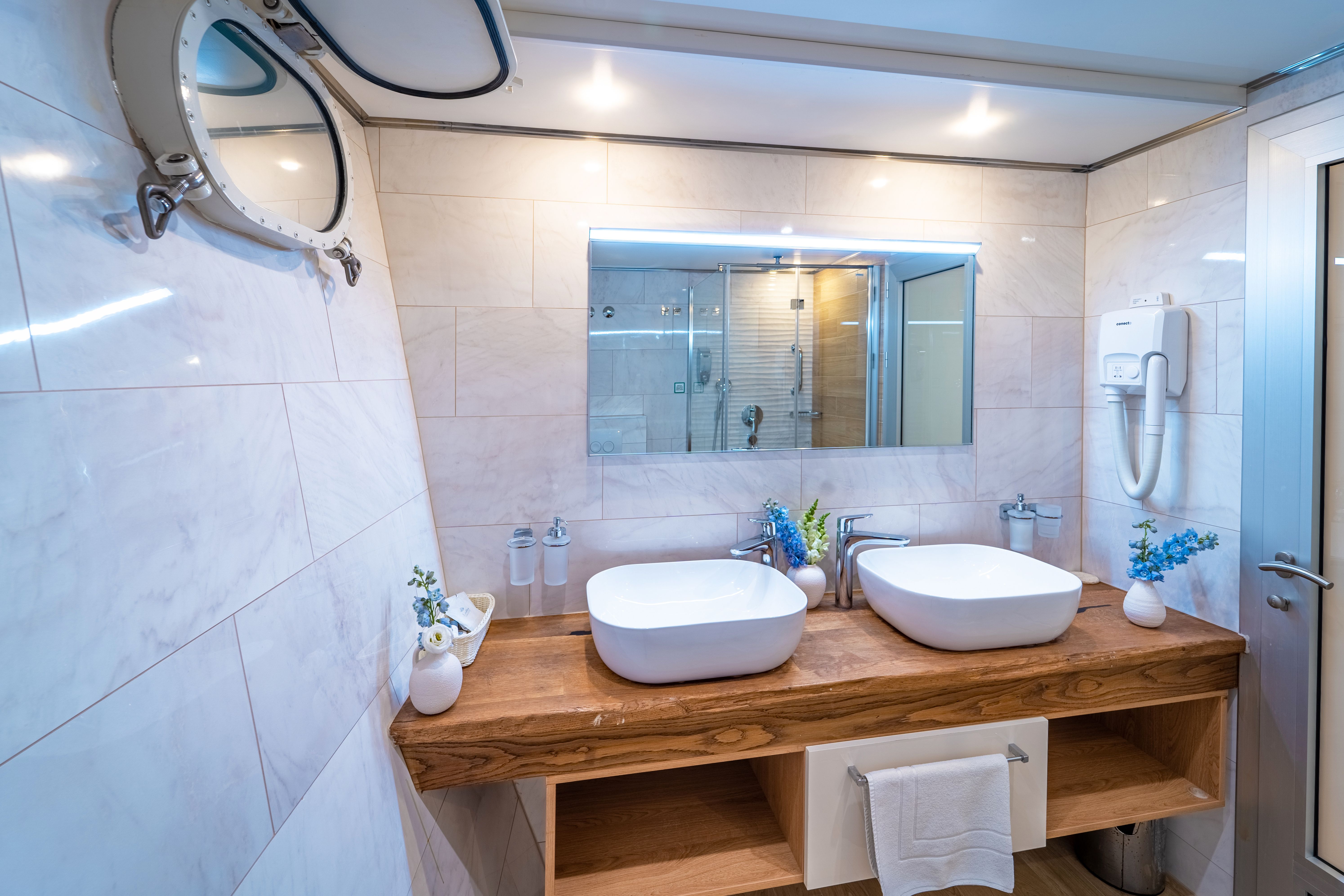 Custom Built 157 | Riva