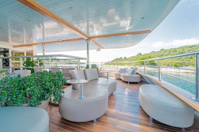 Custom Built 157 | Riva