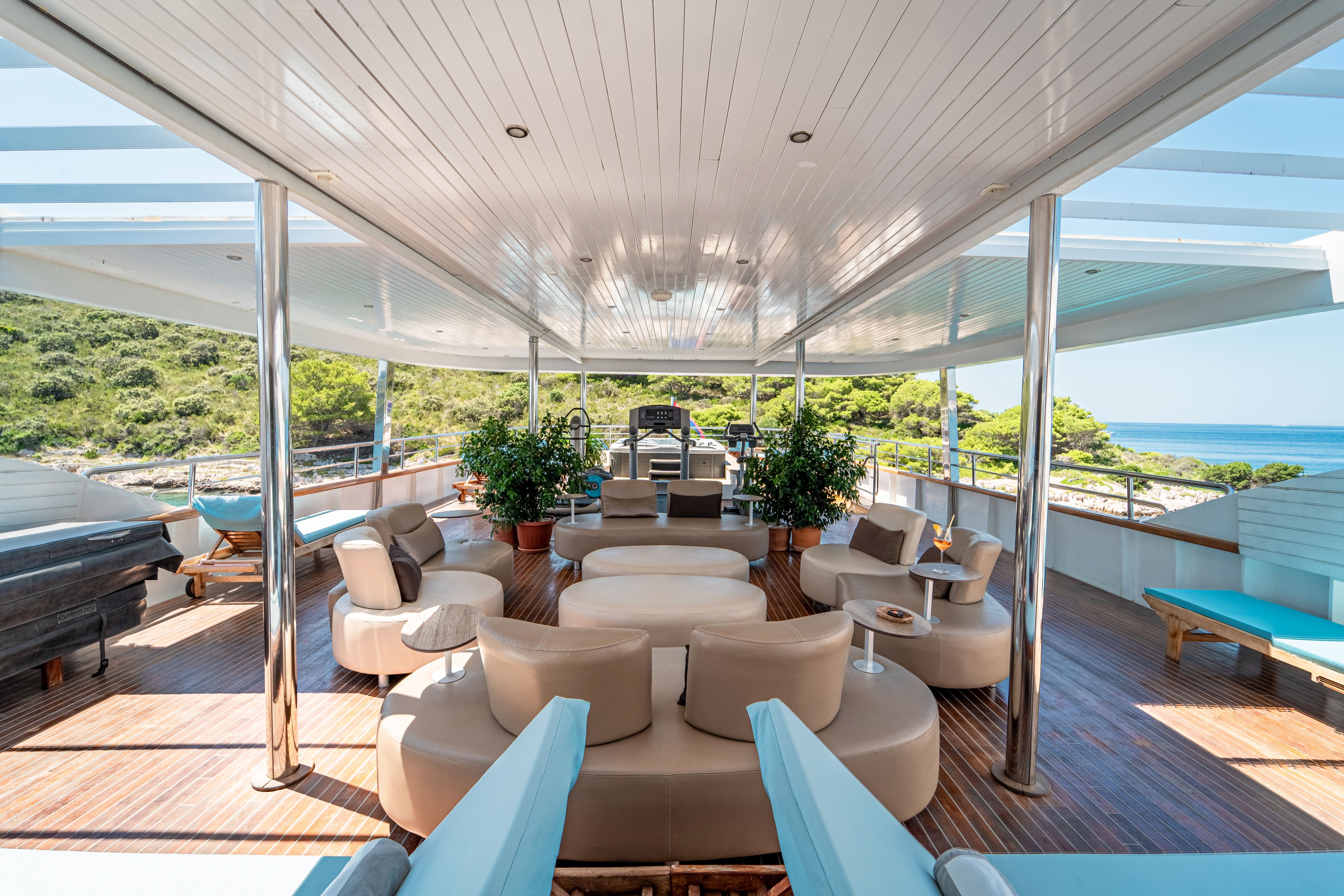 Custom Built 157 | Riva