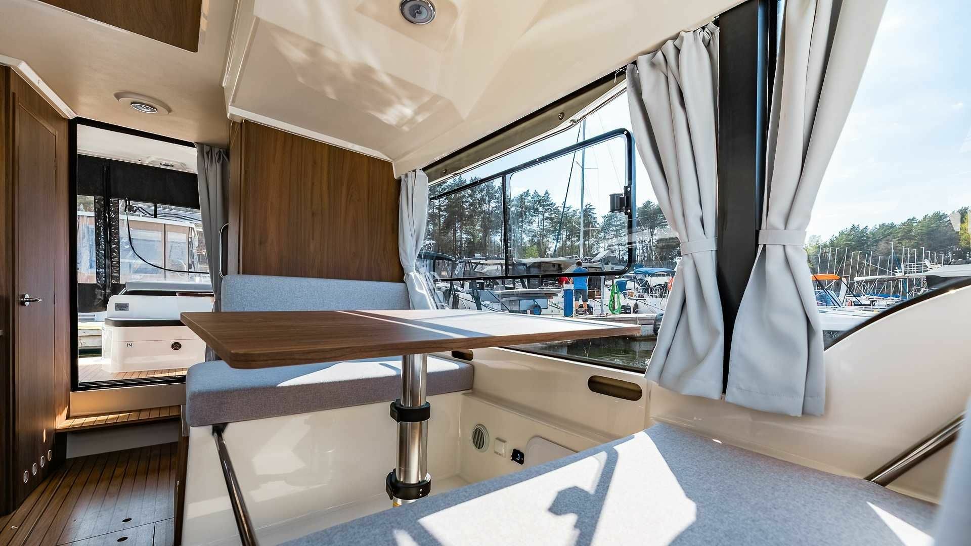 Sun Camper 35 Flybridge | Ewa