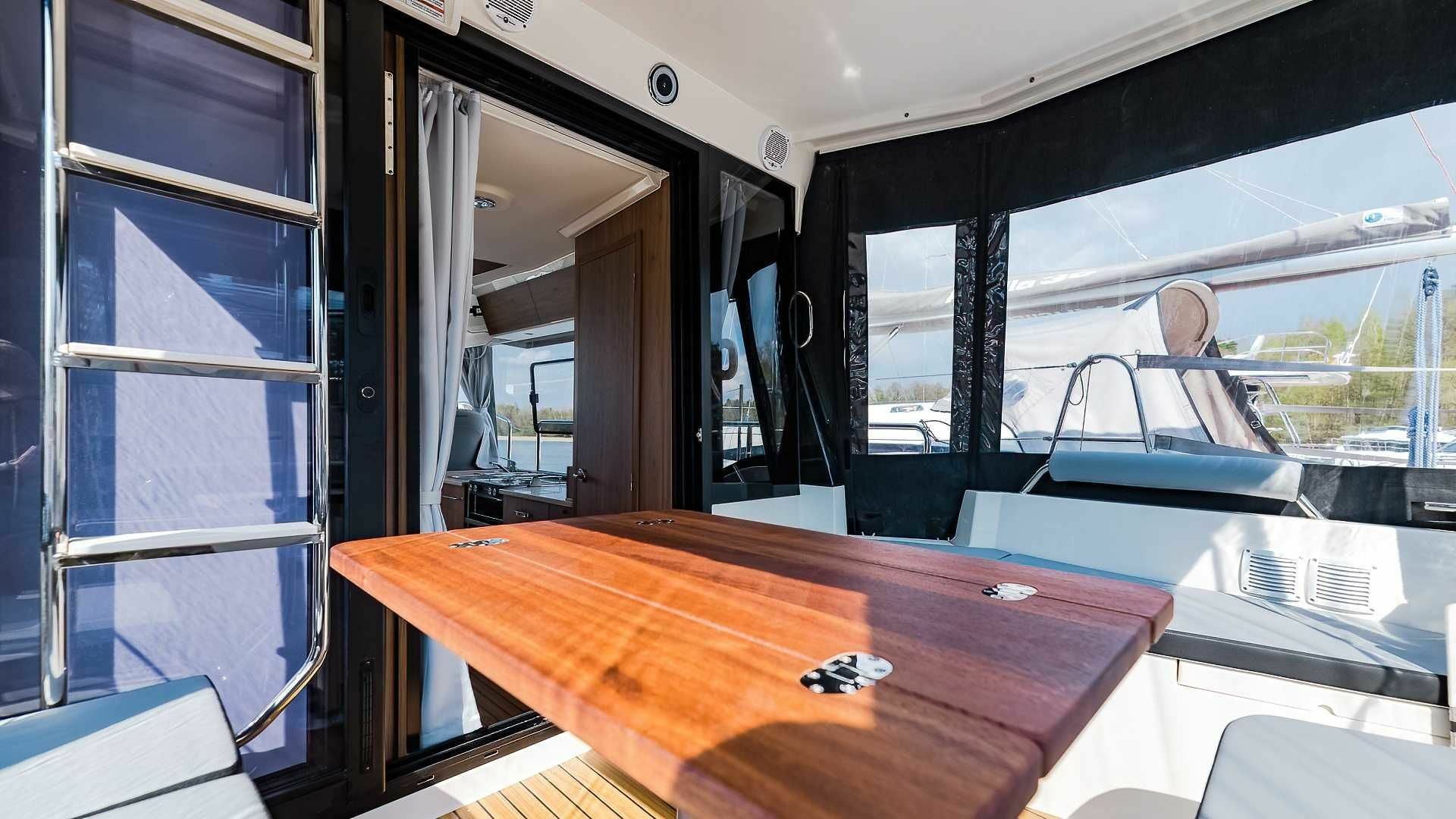 Sun Camper 35 Flybridge | Ewa