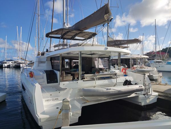 Bali 5.4 | First Class