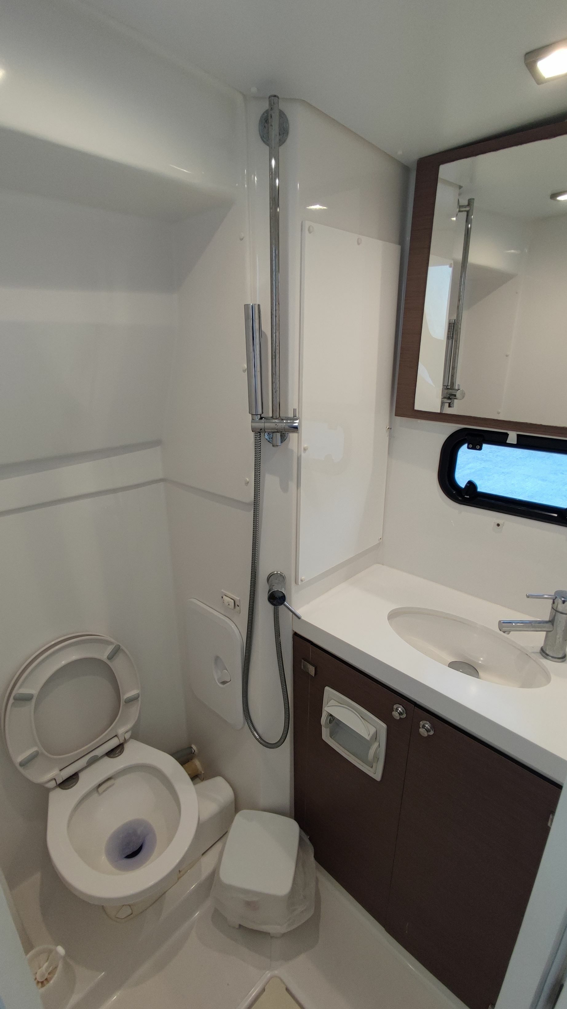 Bali 5.4 | First Class