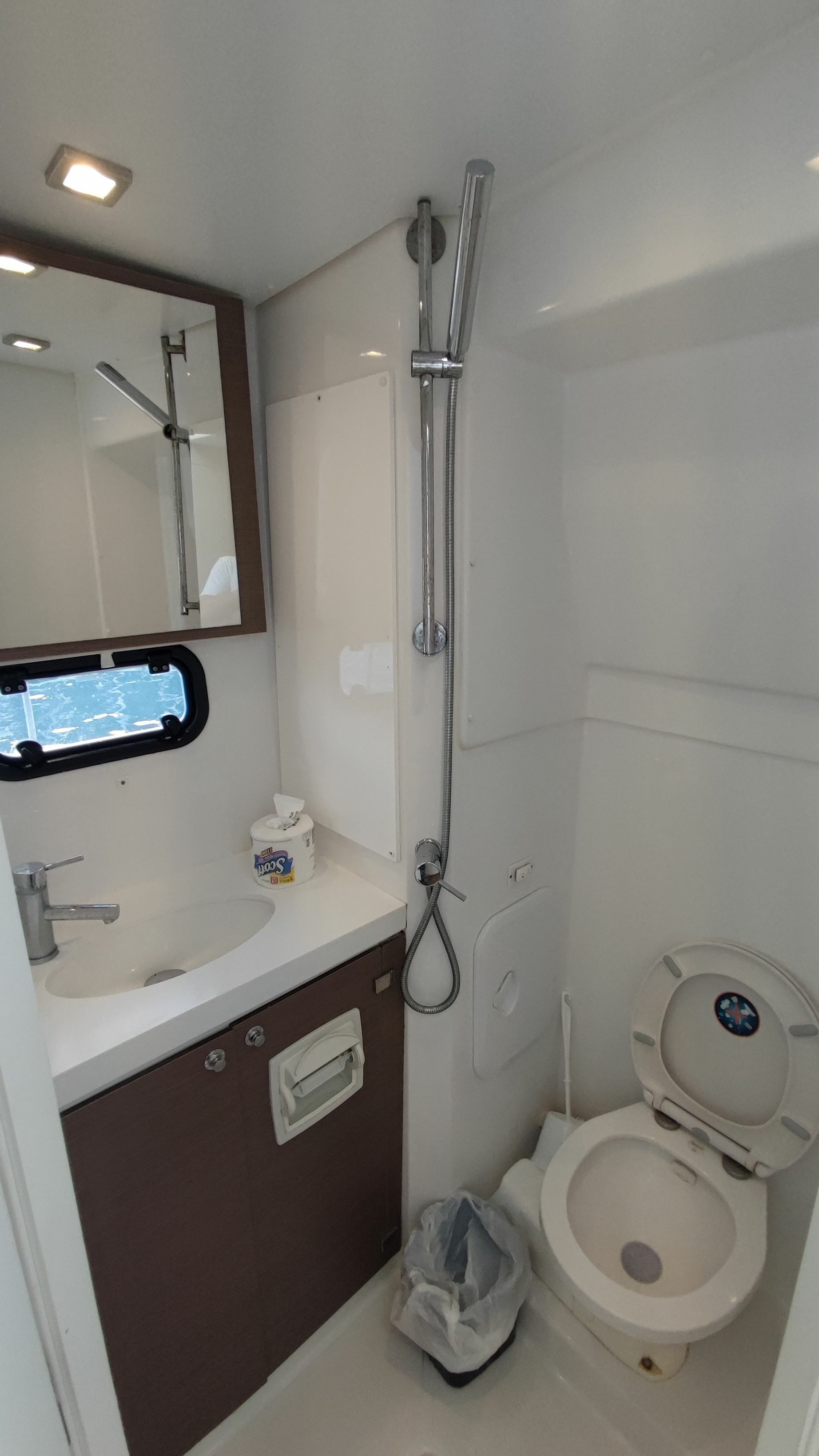 Bali 5.4 | First Class