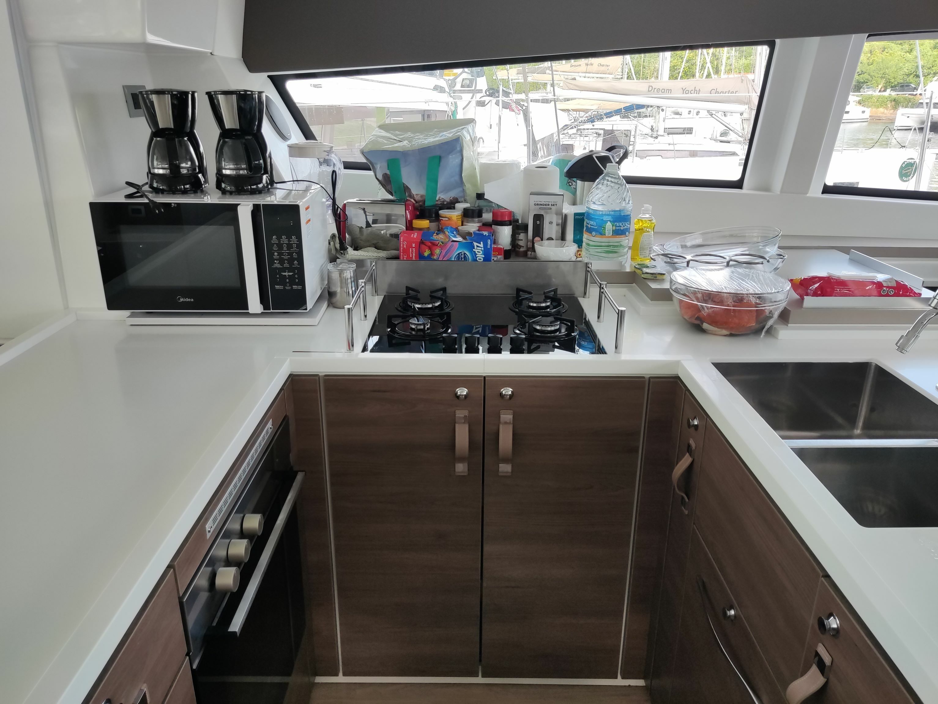 Bali 5.4 | First Class