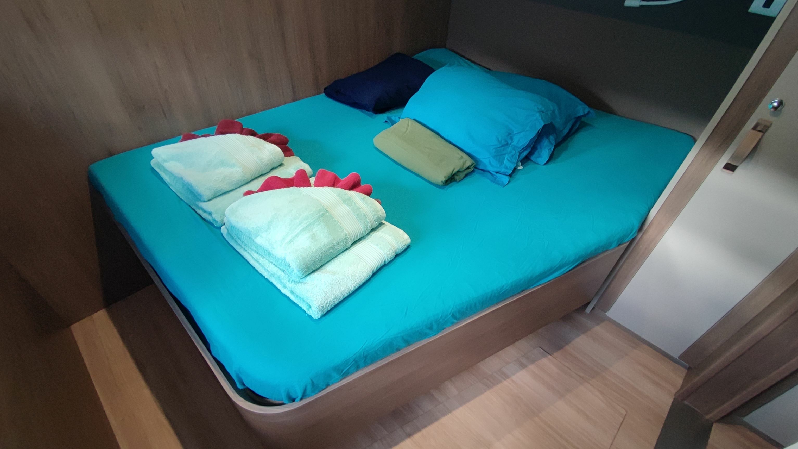 Bali 5.4 | First Class