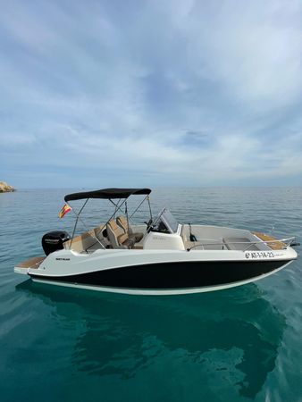 Quicksilver Activ 605 Open | Meridian
