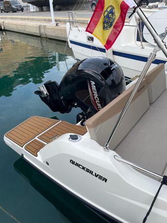 Quicksilver Activ 605 Open | Meridian