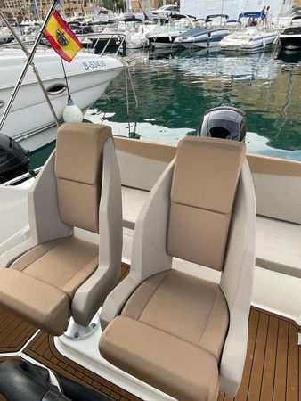 Quicksilver Activ 605 Open | Meridian