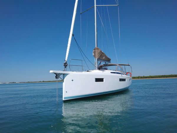 Jeanneau Sun Odyssey 410 | Vanilla