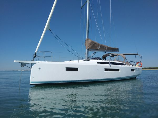 Jeanneau Sun Odyssey 410 | Vanilla