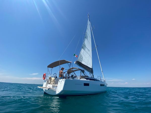 Jeanneau Sun Odyssey 410 | Vanilla