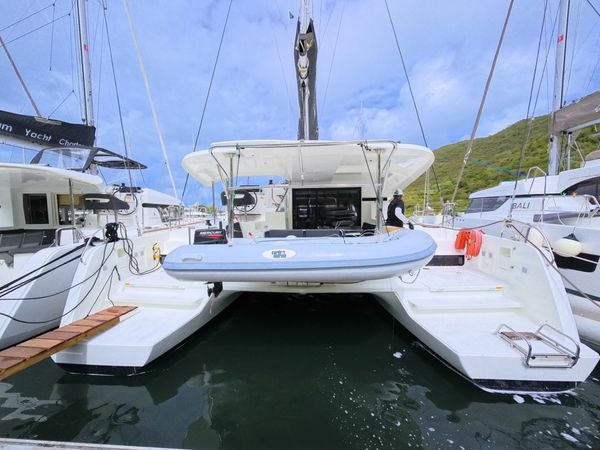 Lagoon 42 | Daffodil