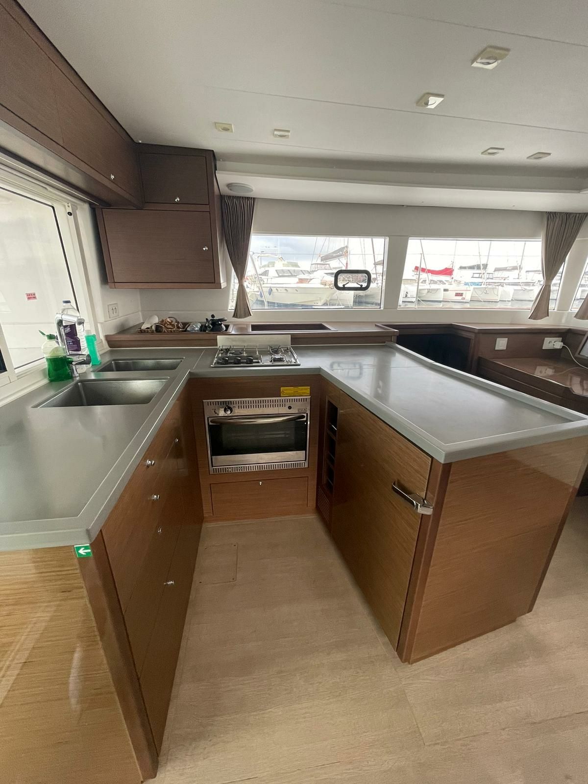 Lagoon 450 F | Hermes