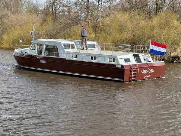 Custom Built 49 | Mila Mae