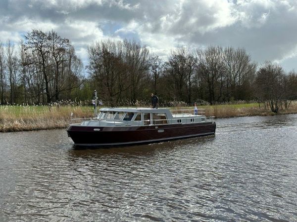 Custom Built 49 | Mila Mae