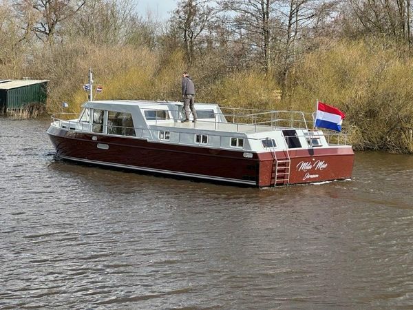 Custom Built 49 | Mila Mae