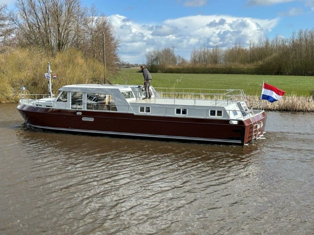 Custom Built 49 | Mila Mae