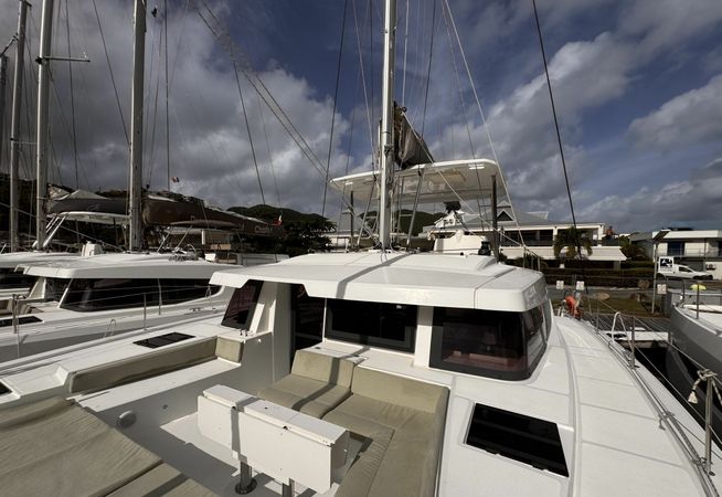 Bali 4.6 | Crossandra