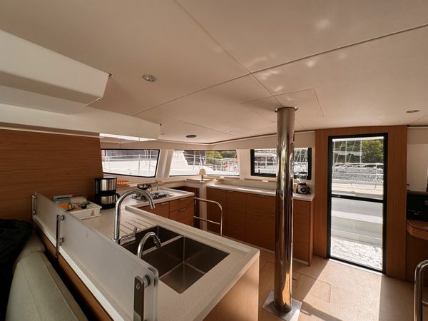 Bali 4.6 | Crossandra