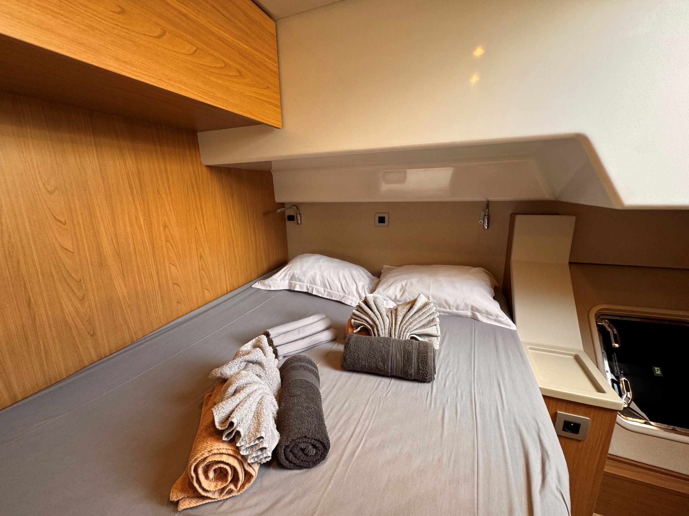 Bali 4.6 | Crossandra