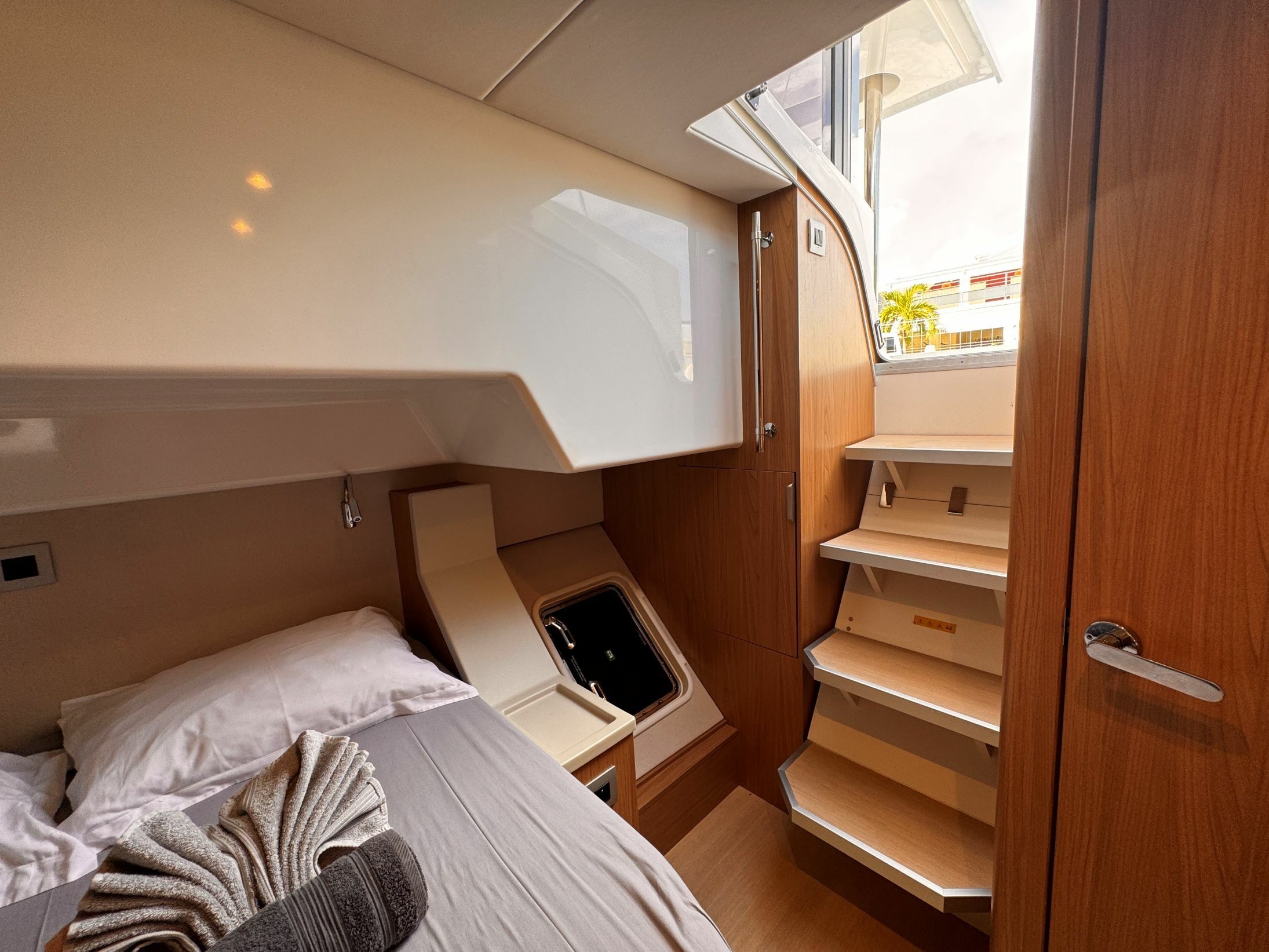 Bali 4.6 | Crossandra