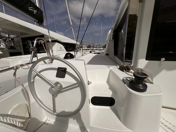 Bali Catsmart | Chrysanthemum