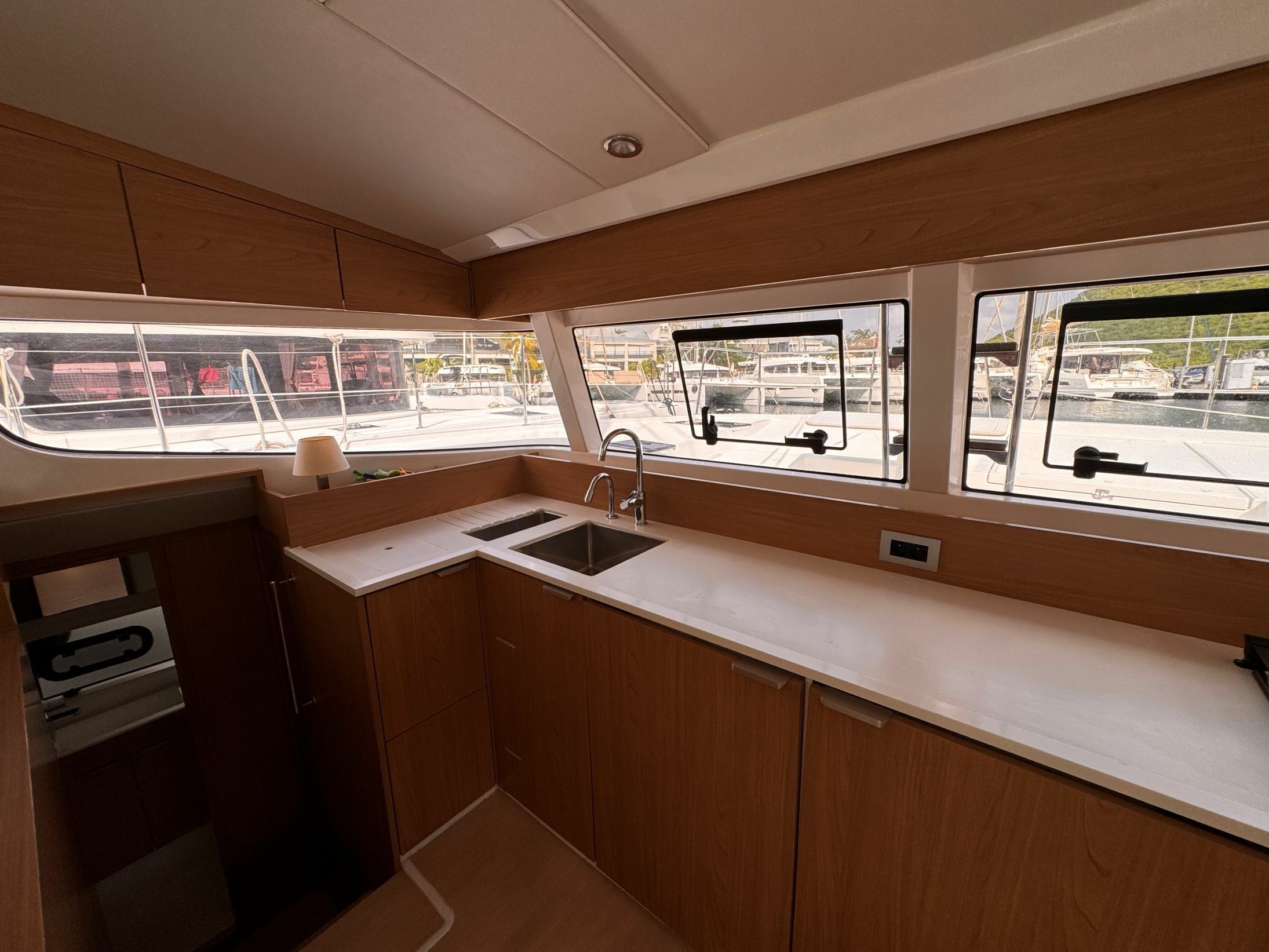 Bali Catsmart | Chrysanthemum