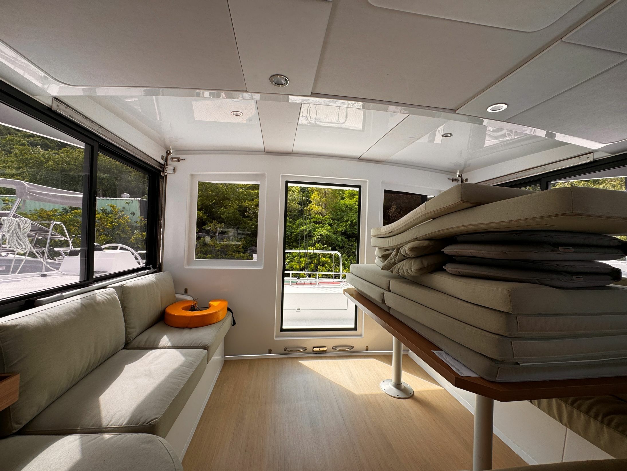 Bali Catsmart | Chrysanthemum