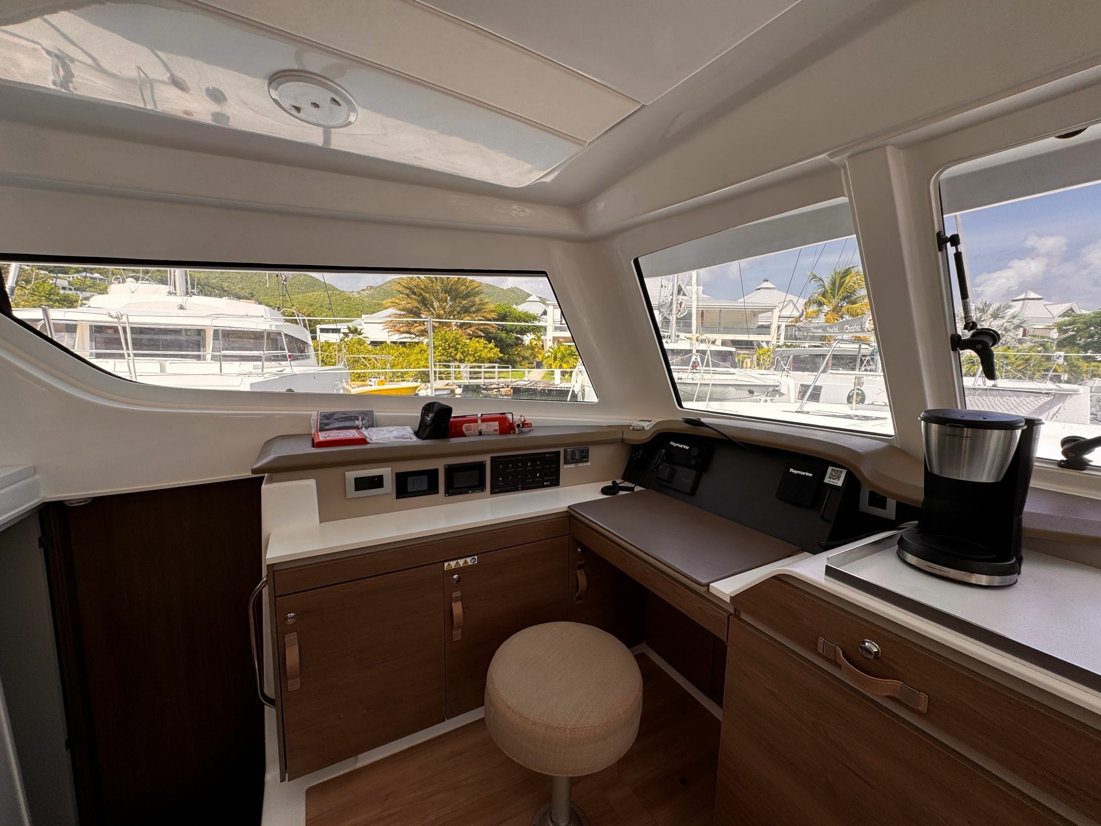 Bali Catspace | Glory Lily