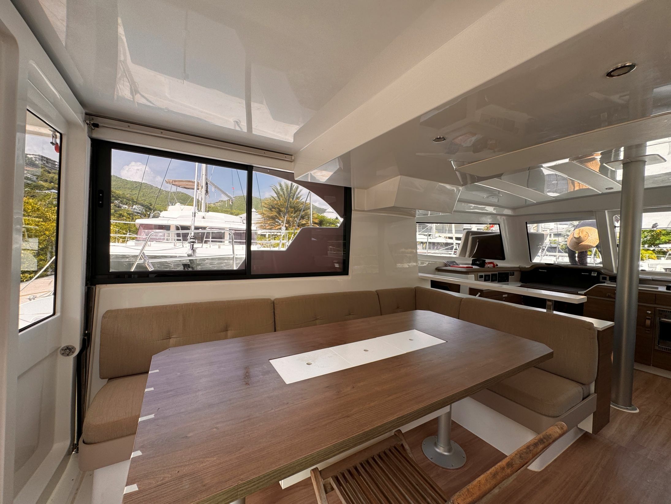 Bali Catspace | Glory Lily