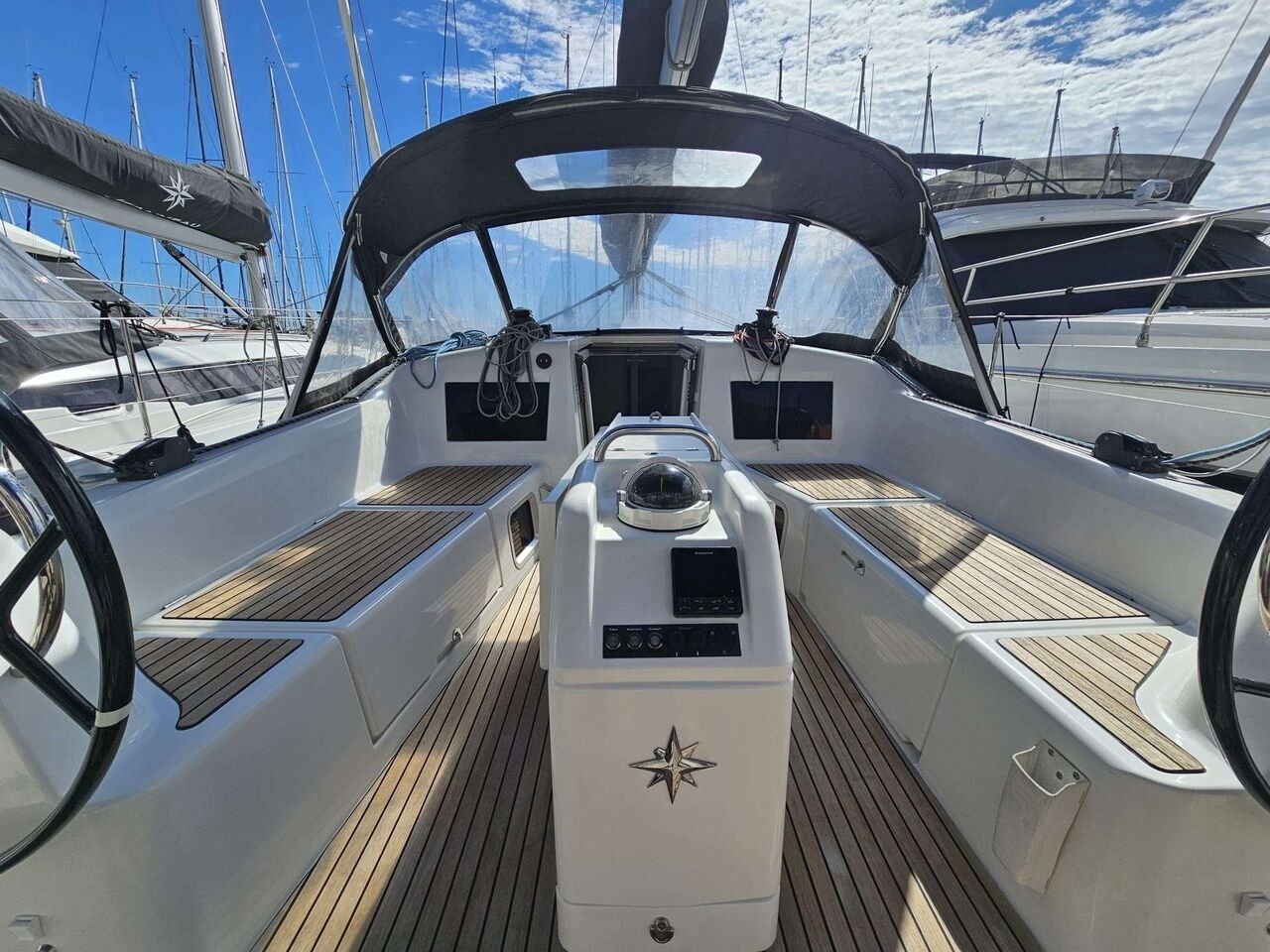 Jeanneau Sun Odyssey 410 | Shaman 2