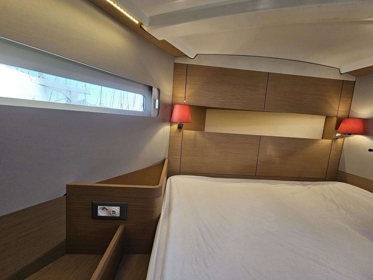 Jeanneau Sun Odyssey 410 | Shaman 2
