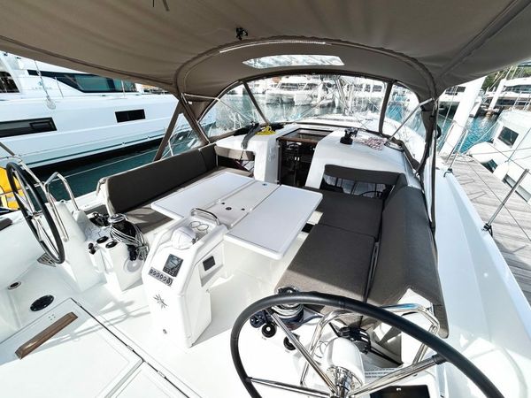 Jeanneau Sun Odyssey 440 | Rhythm & Blues