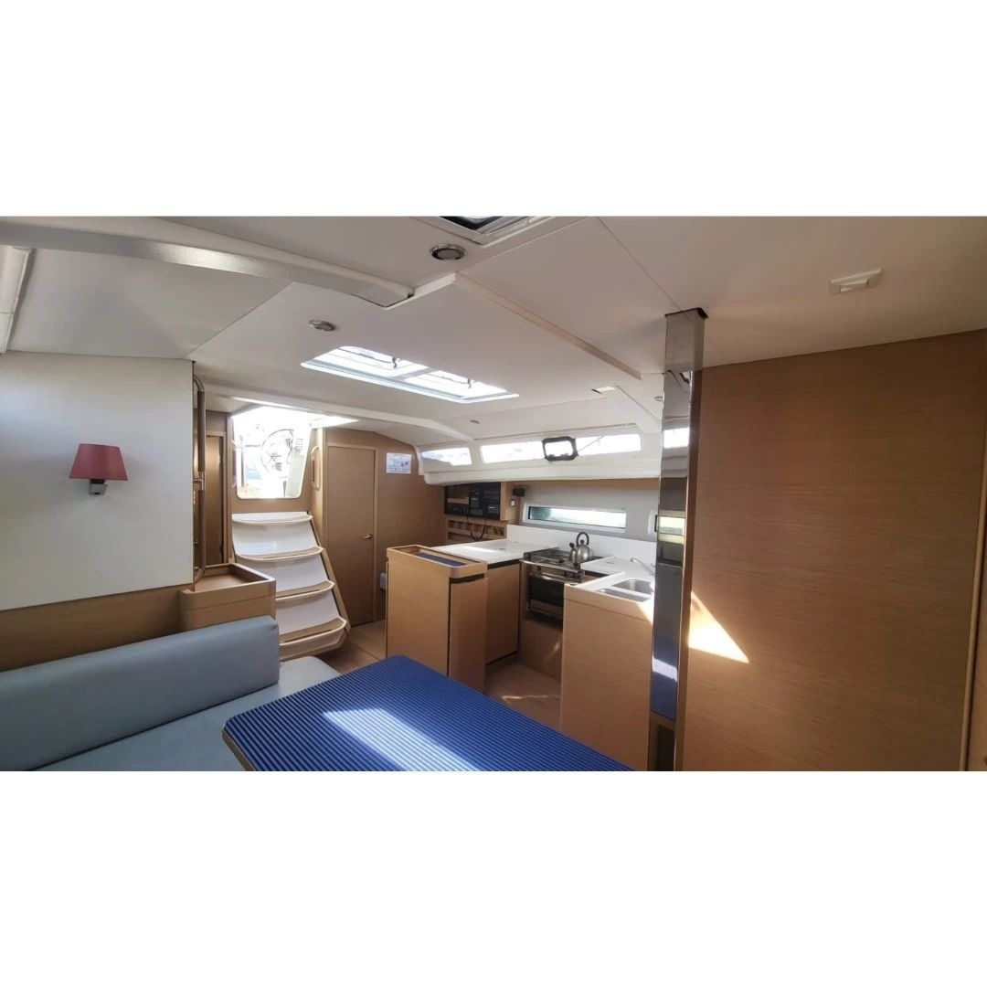 Jeanneau Sun Odyssey 440 | Natsumi