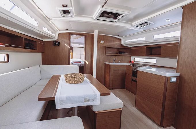 Beneteau Oceanis 40.1 | Miro