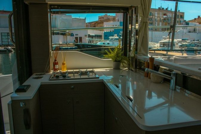 Jeanneau Merry Fisher 1295 Fly | Nika